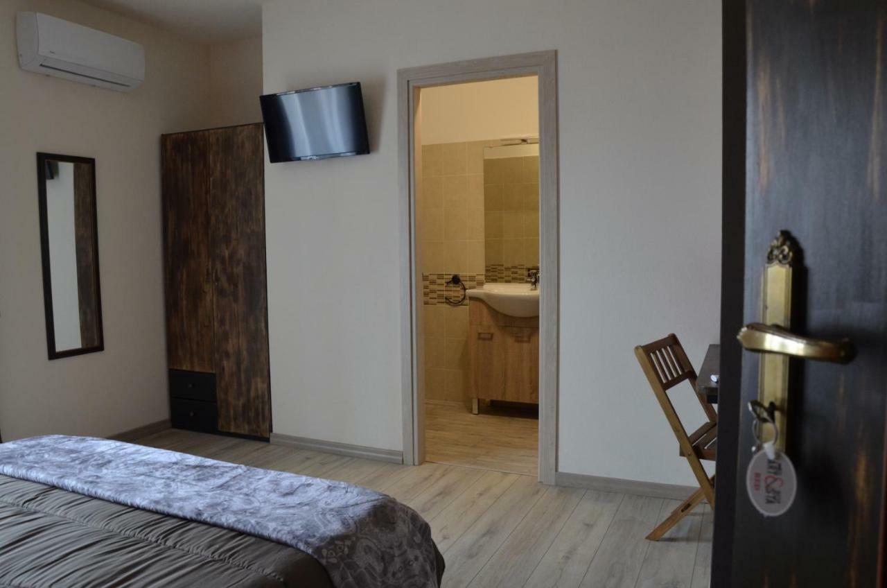 Artista B&B Càbras Екстериор снимка